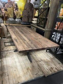 Esstisch Rasa - U-Fusse