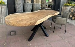 Esszimmertisch Organic Suar