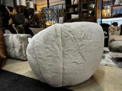 Sessel Guby -Möbelhaus Fauteuil Guby Bunny Mokana Meubelen 2 1300 1000 scaled 1