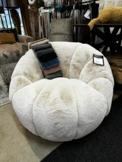 Sessel Guby -Möbelhaus Fauteuil Guby Bunny Mokana Meubelen 3 1300 1000 scaled 1