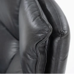 Sessel Sven Schwarz -Möbelhaus Fauteuil Sven leder zwart Mokana Meubelen 6 1300 1000 scaled 1