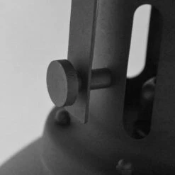 Hängeleuchte Spot Schwarzes Metall -Möbelhaus Hanglamp Spot zwart metaal industrieel Mokana Meubelen 2