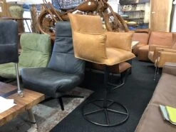 Lindy Barhocker Mit Arm -Möbelhaus IMG 2171 1300 1000 scaled 1