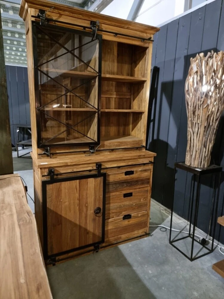 Donny Vitrine 4 Donny Vitrine – Bild 4