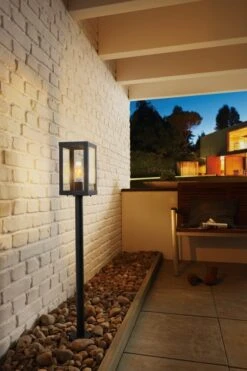 EGLO Stehlampe Alamonte -Möbelhaus Vloerlamp Alamonte outdoor Eglo Mokana Meubelen 3 1300 1000 scaled 1