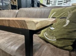 Laptoptisch Living Edge Small -Möbelhaus laptop tafel boomstam detail 1300 1000 scaled 1