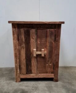 Truckwood Nachttisch