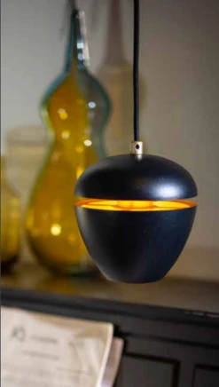 Claire Schwarze Tischlampe Magnet 6 Claire Schwarze Tischlampe Magnet -Möbelhaus magneet lamp1